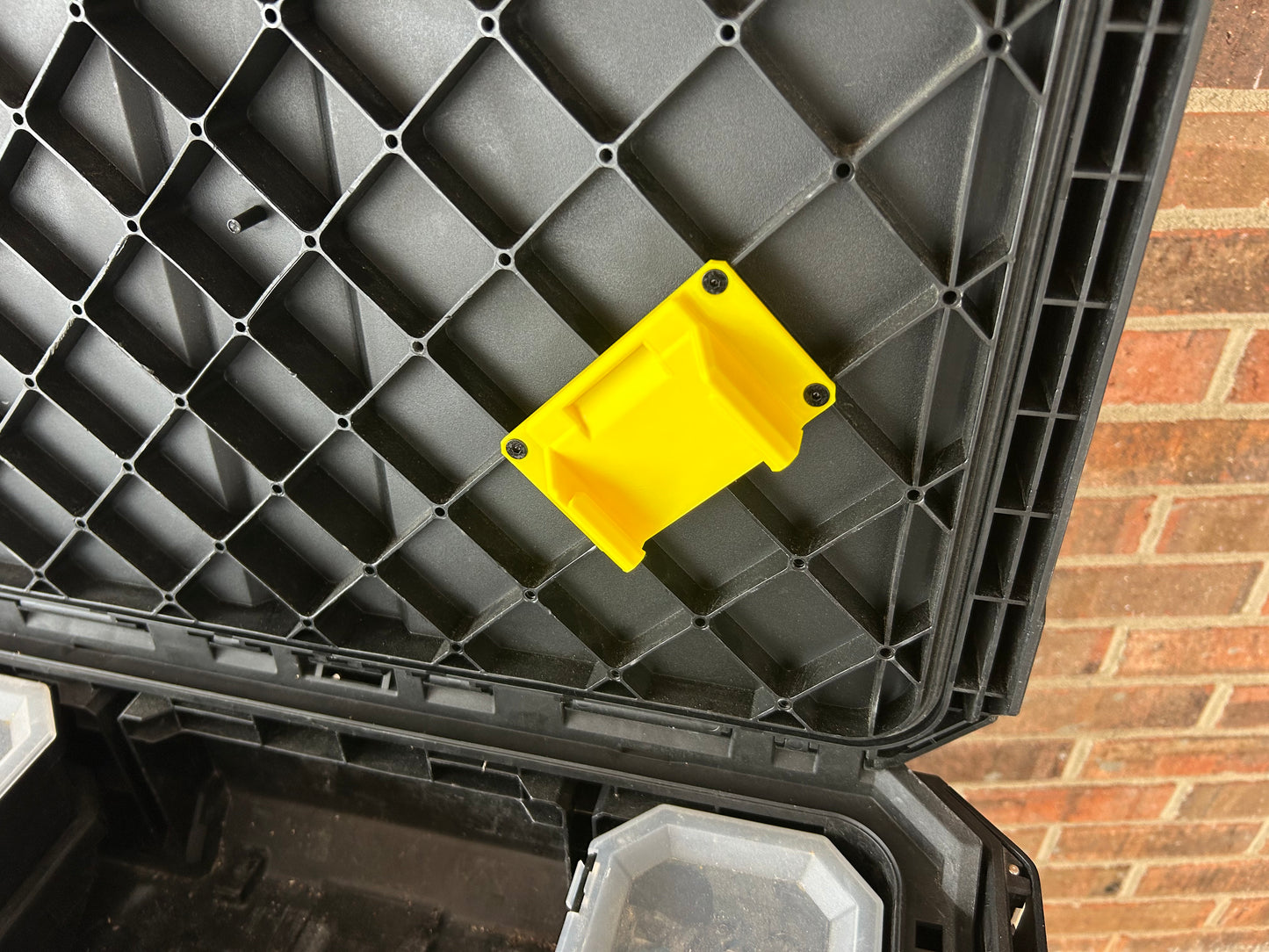 Makita 18v Lid Mount