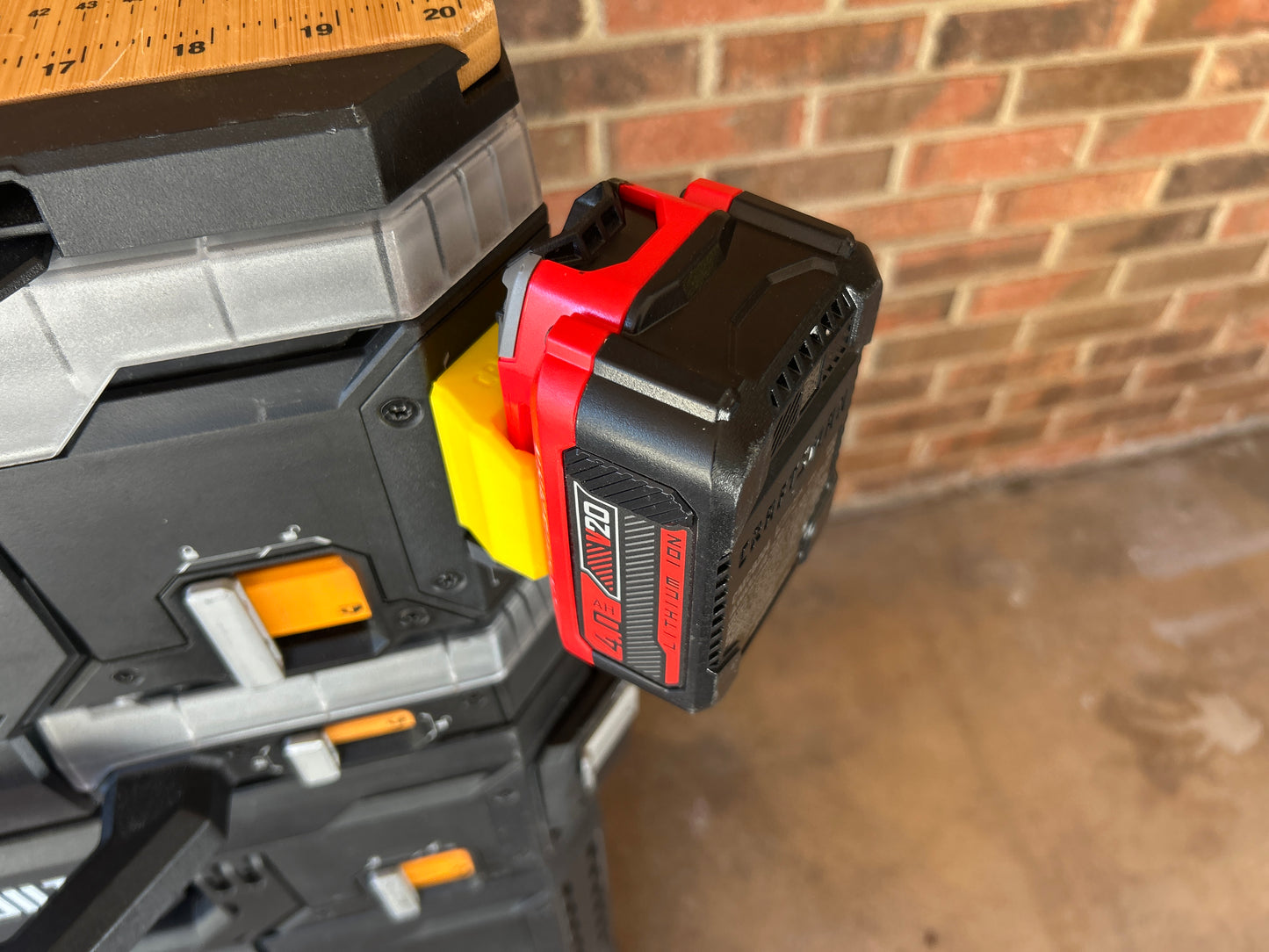 Craftsman Battery Clip