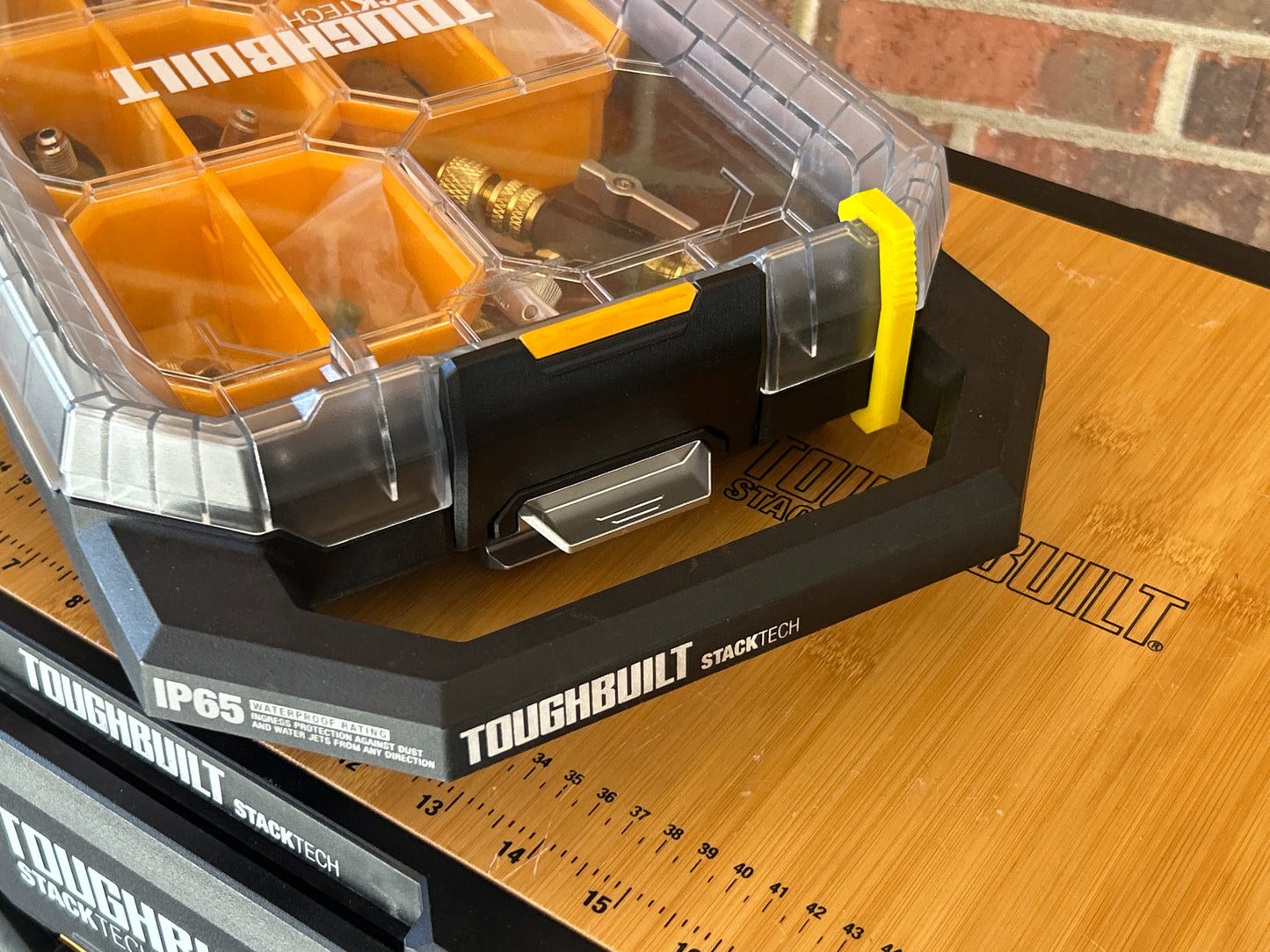 SecureClip - Small Organizer