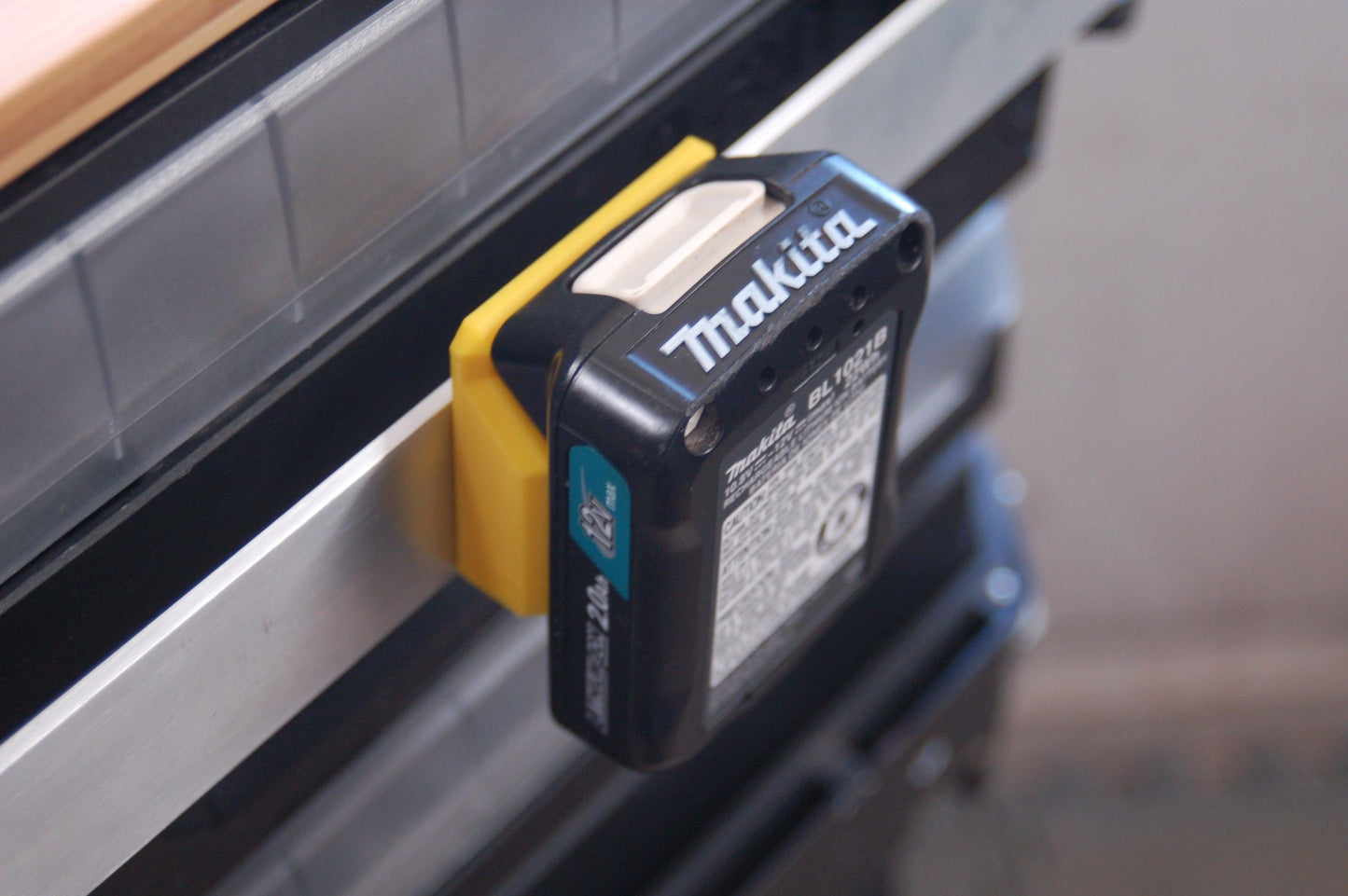 Makita 12v Bolt-On - Thermo Printing