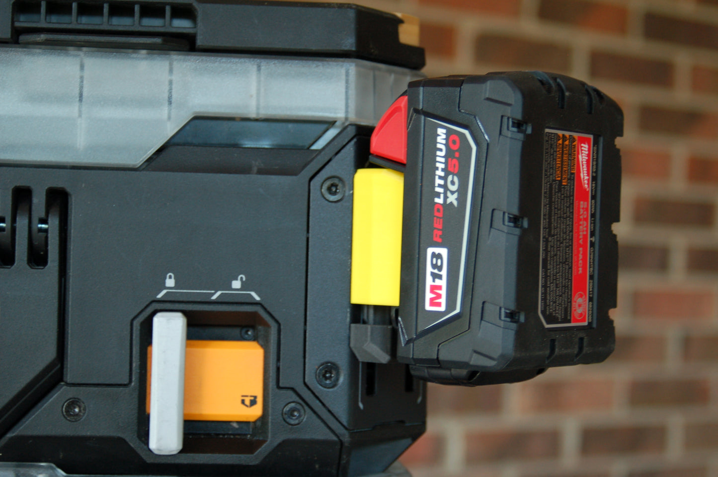 Milwaukee M18 Battery Clip