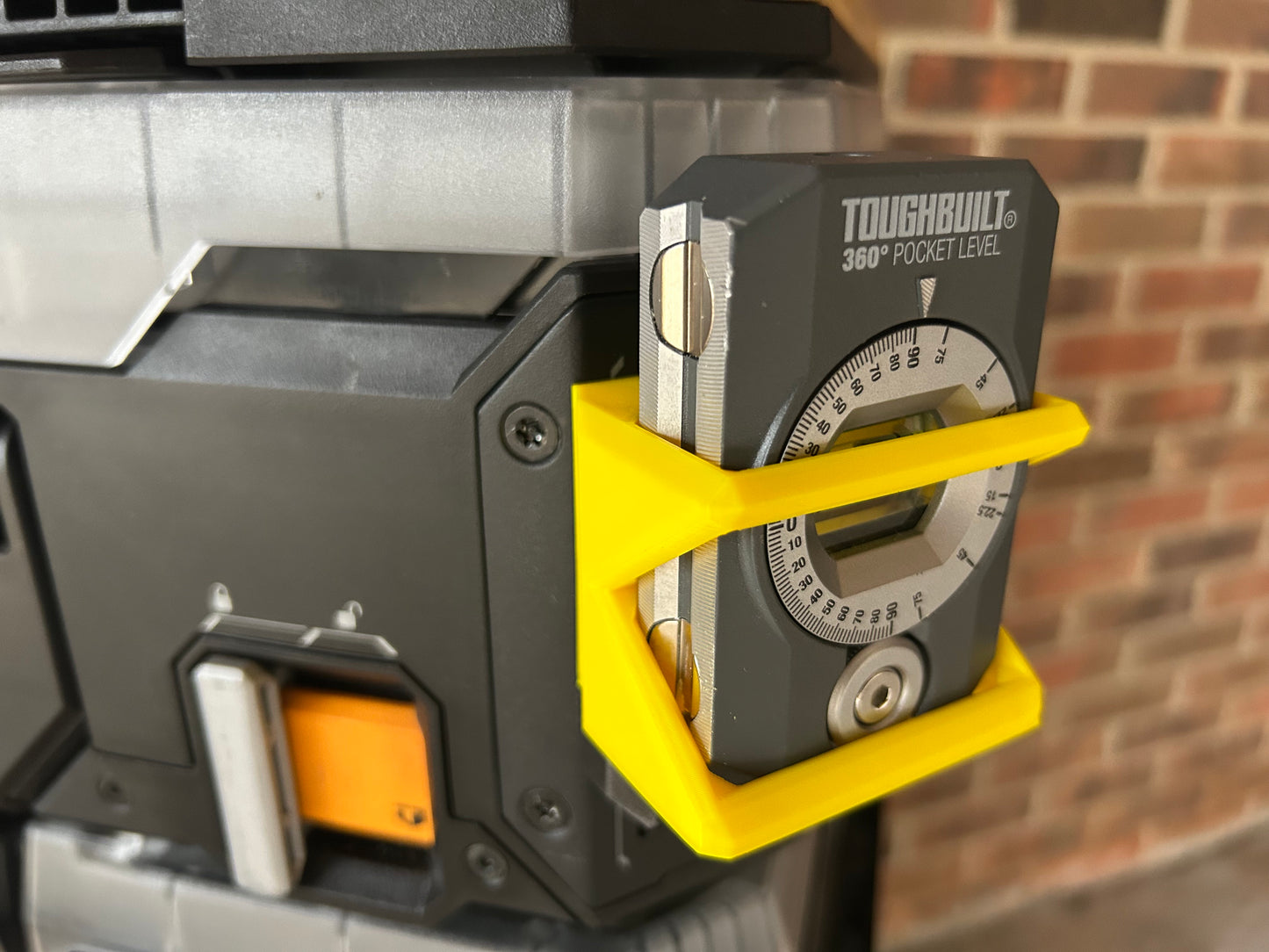 360 Pocket Level Clip