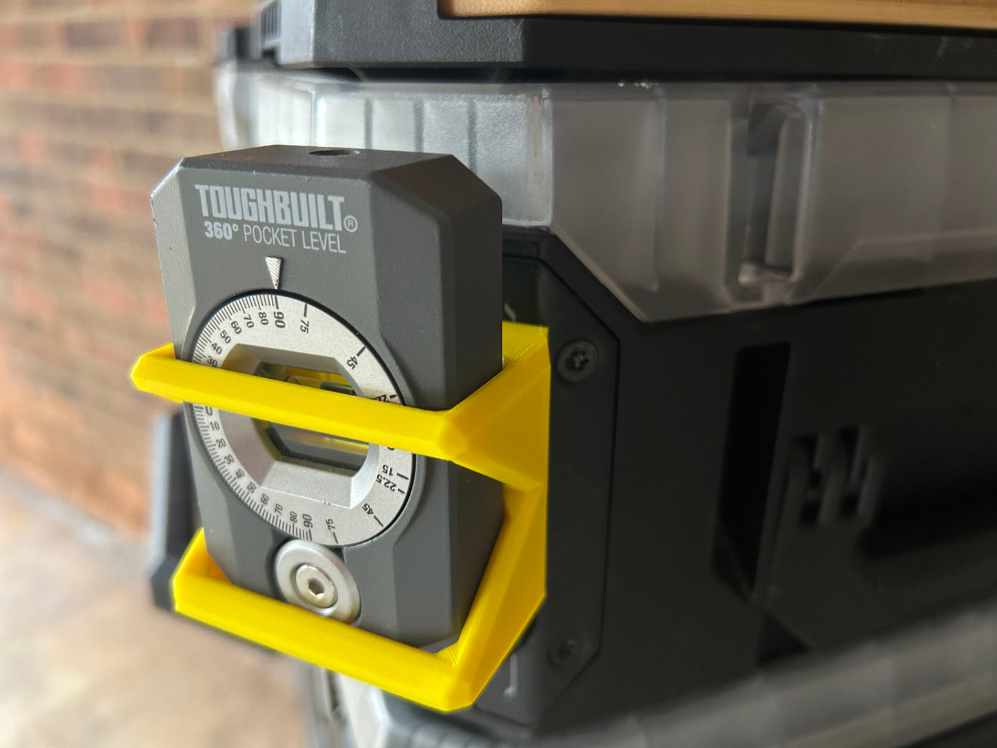 360 Pocket Level Clip