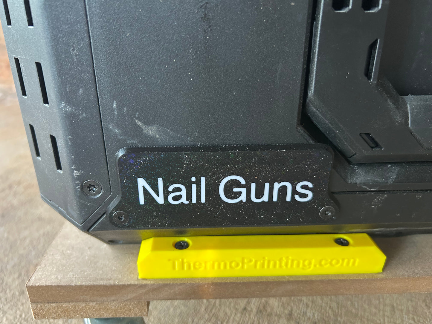 Screw-On Label