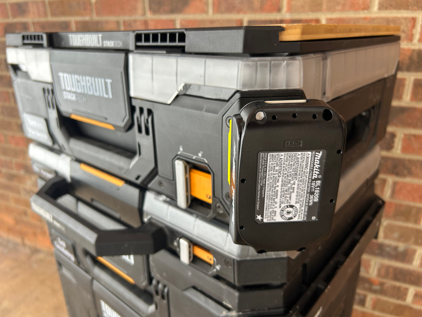 Makita 18V Battery Clip
