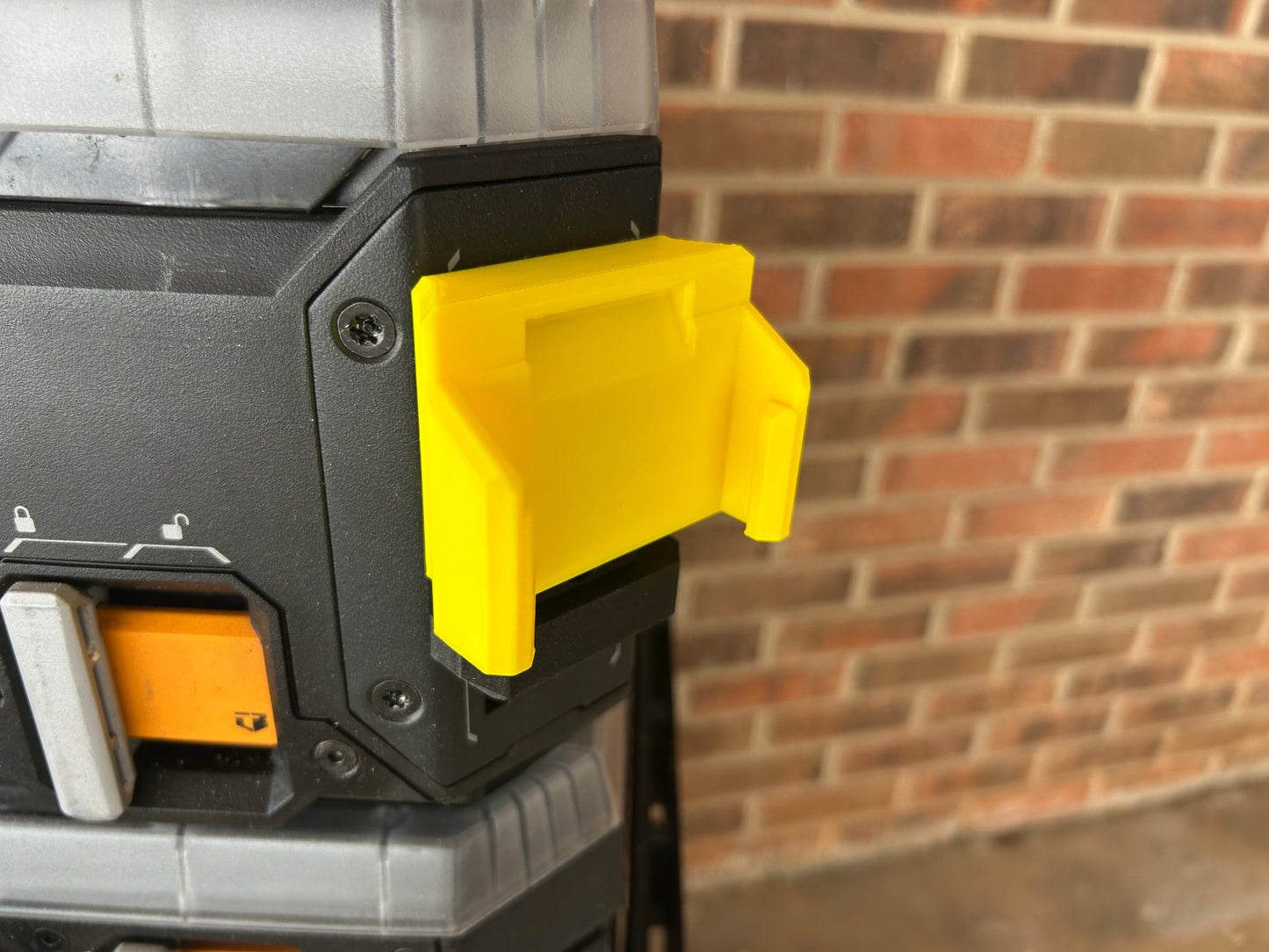 Makita 18V Battery Clip