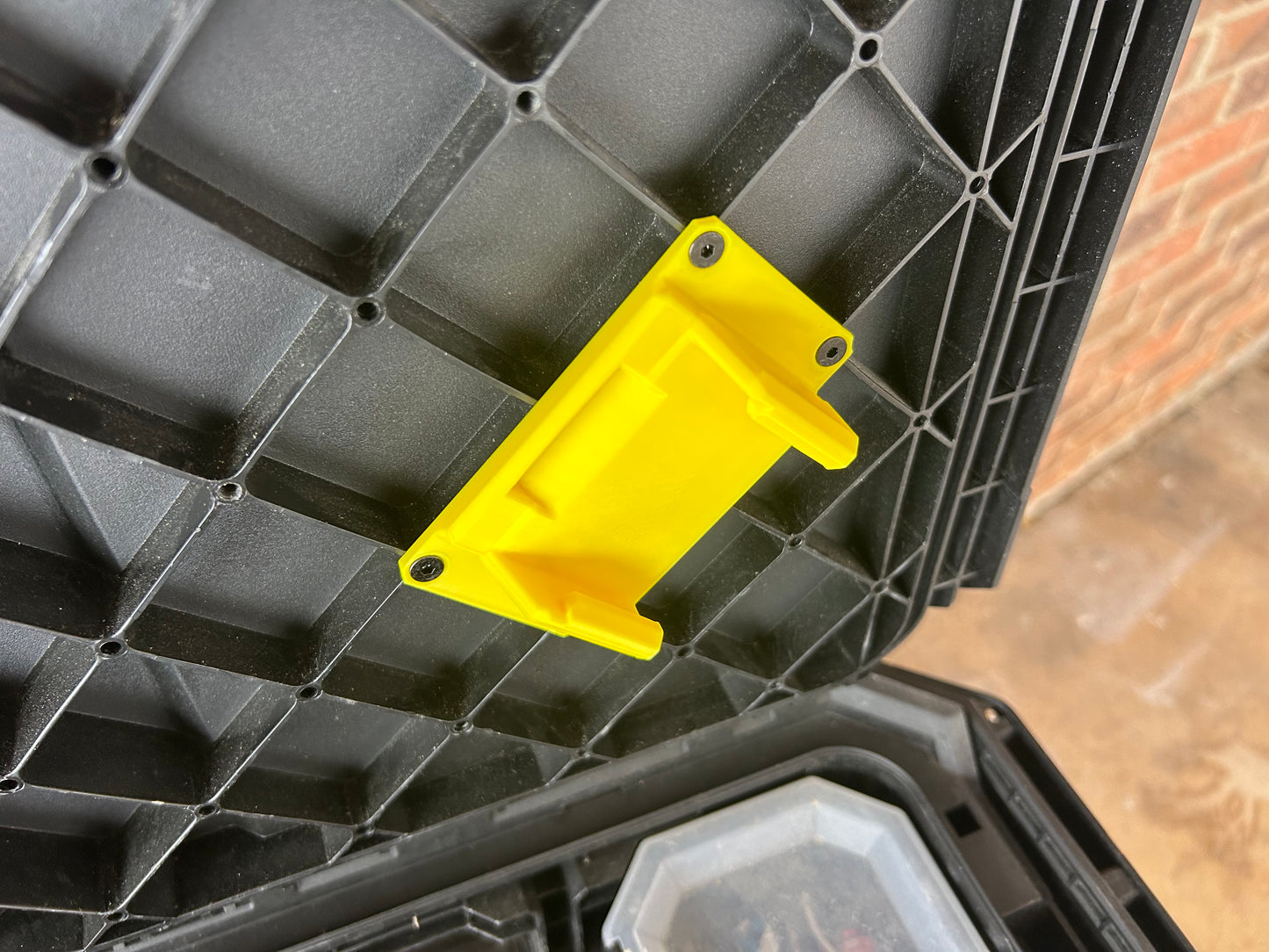 Makita 18v Lid Mount