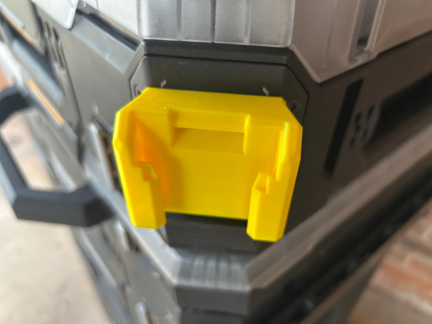 Dewalt 20v Battery Clip