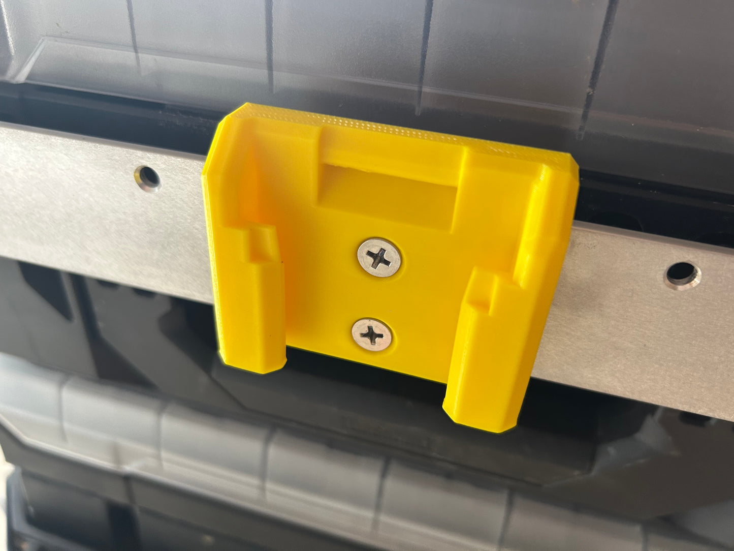 Dewalt 20v Battery Bolt-On