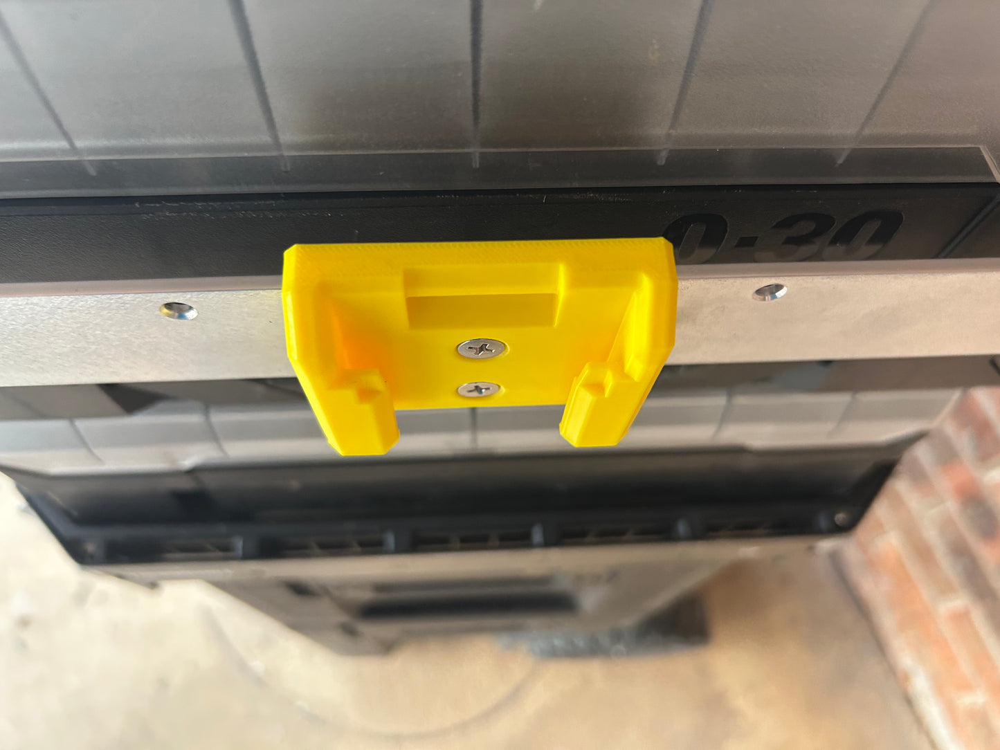 Dewalt 20v Battery Bolt-On