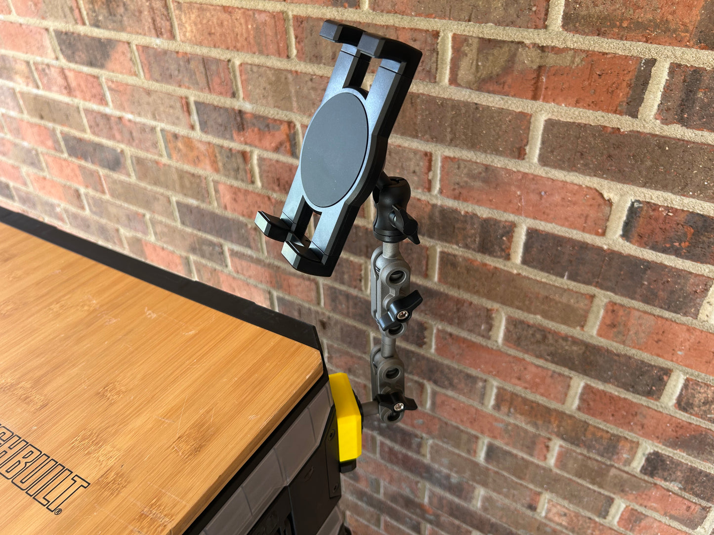 Tablet & Phone Clip