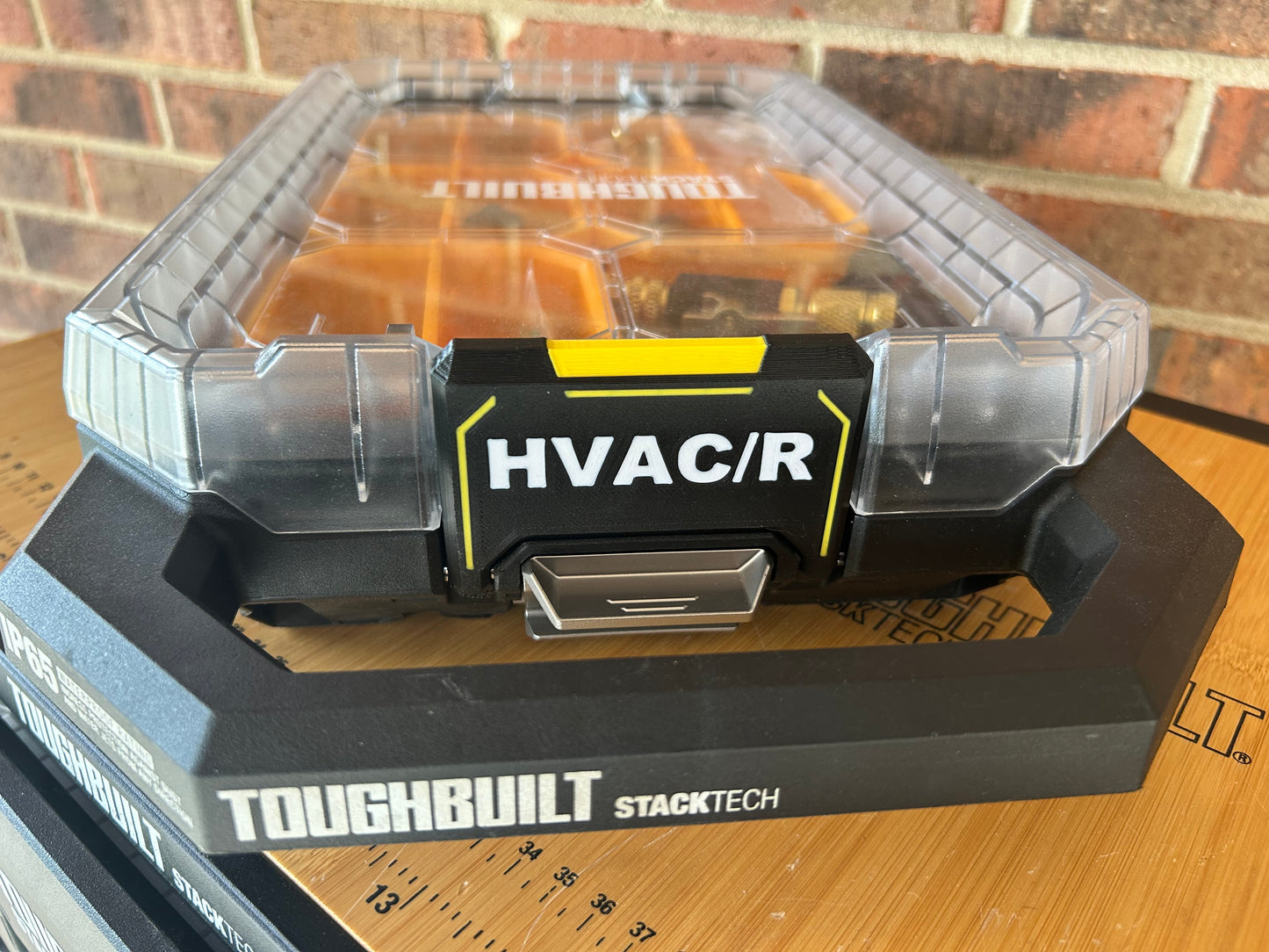 Low-Profile Half Organizer Latch